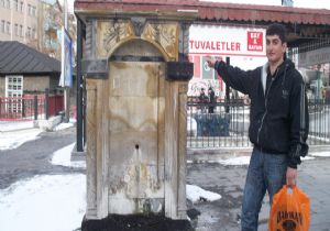 Bu çeşmenin sahibi yok mu?